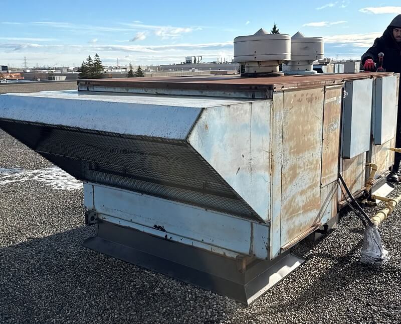 Mississauga rooftop unit (RTU) replacement commercial building