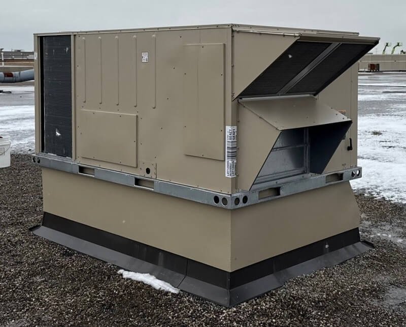 Mississauga rooftop unit (RTU) replacement commercial building