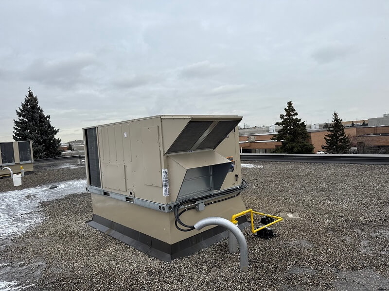 Mississauga rooftop unit (RTU) replacement commercial building